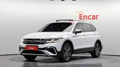 2022 Volkswagen Tiguan 2.0 TSI Prestige, белый — фото 1