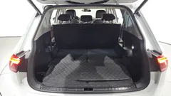 2022 Volkswagen Tiguan 2.0 TSI Prestige, белый — фото 19