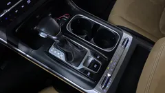 2023 Kia Carnival Gasoline 9-Seater Prestige, белый — фото 9