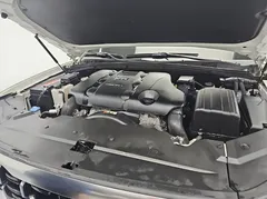 2023 Kia Mohave Diesel 3.0 4WD 5-Seater, белый — фото 5