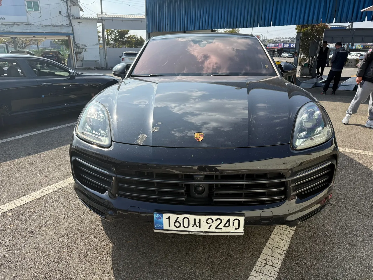 2022 Porsche Cayenne 3.0 E-Hybrid Coupe