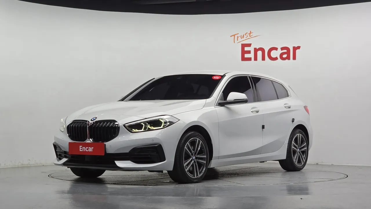 2022 BMW 1-Series 120i Advantage