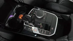 2022 BMW 1-Series 120i Advantage, белый — фото 9