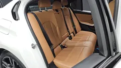 2023 BMW 3-Series 320i M Sport, белый — фото 11