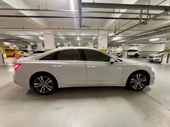 2023 Audi A6 45 TFSI Quattro Premium, белый — фото 4