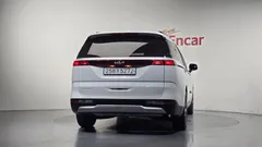 2023 Kia Carnival Gasoline 9-Seater Prestige, белый — фото 4