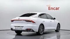 2023 Hyundai Grandeur 2.5, белый — фото 2