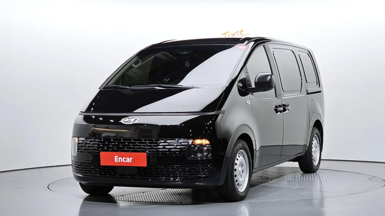2024 Hyundai Staria Cargo 3-Seater