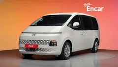 2023 Hyundai Staria Tourer 11-Seater, белый — фото 1