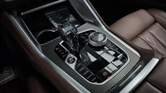 2022 BMW X6 xDrive40i M Sport, чёрный — фото 9