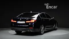 2023 BMW 5-Series 520i M Sport, чёрный — фото 3