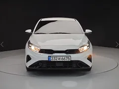 2022 Kia K3 1.6, белый — фото 2