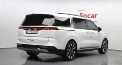 2023 Kia Carnival Gasoline 7-Seater Signature, белый — фото 2