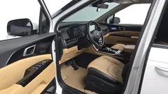 2023 Kia Carnival Gasoline 7-Seater Signature, белый — фото 10