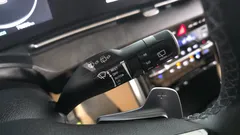 2023 Kia Carnival Gasoline 7-Seater Signature, белый — фото 19