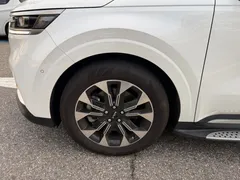 2023 Kia Carnival Gasoline 9-Seater Signature, белый — фото 6