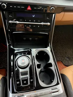 2023 Kia Carnival Gasoline 9-Seater Signature, белый — фото 16