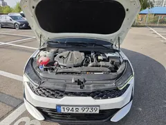 2023 Kia K5 2.0, белый — фото 9