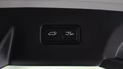 2023 Kia Carnival Gasoline 9-Seater Noblesse, белый — фото 17