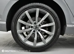 2022 Volkswagen Passat 2.0 TDI Prestige, серо-серебристый — фото 5