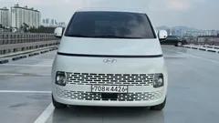 2022 Hyundai Staria Tourer 11-Seater, белый — фото 2