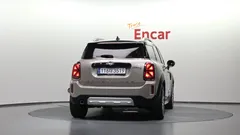 2022 Mini Countryman ALL4 Classic Plus, 연금색 — фото 4