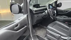 2022 Hyundai Staria Cargo 3-Seater, серо-серебристый — фото 10