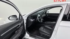 2024 Hyundai Sonata 2.0 LPG, белый — фото 10