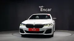 2022 BMW 5-Series 520i M Sport, белый — фото 3