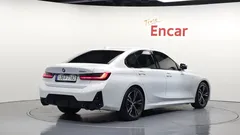 2024 BMW 3-Series 320i M Sport, белый — фото 2