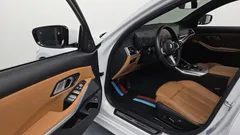 2024 BMW 3-Series 320i M Sport, белый — фото 10