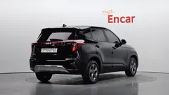 2023 Kia Seltos Gasoline 1.6 Turbo 2WD, чёрный — фото 2