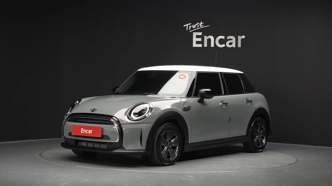 2023 Mini Cooper 5Door Classic