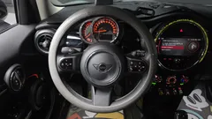 2023 Mini Cooper 5Door Classic, серо-серебристый — фото 18