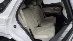 2023 Genesis GV70 2.5T Gasoline AWD, белый — фото 11