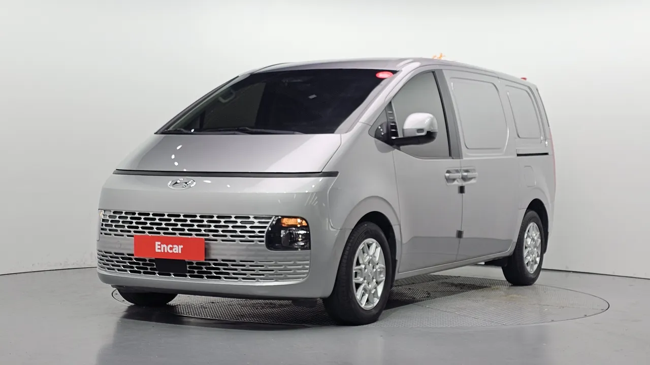 2023 Hyundai Staria Cargo 3-Seater