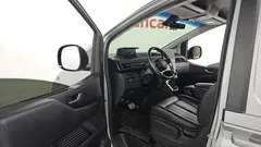 2023 Hyundai Staria Cargo 3-Seater, серо-серебристый — фото 10