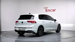 2022 Volkswagen Golf 2.0 TDI Prestige, белый — фото 2