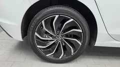 2022 Volkswagen Golf 2.0 TDI Prestige, белый — фото 5
