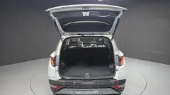 2023 Hyundai Tucson Inspiration 2WD, белый — фото 17