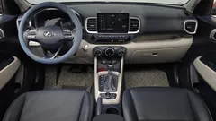 2023 Hyundai Venue 1,6 Premium, красный — фото 7