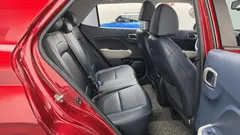 2023 Hyundai Venue 1,6 Premium, красный — фото 11