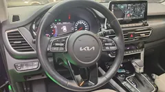 2023 Kia Seltos Gasoline 1.6 Turbo 4WD, синий — фото 10