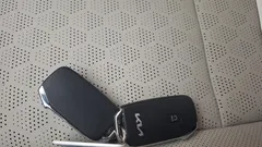 2023 Kia Seltos Gasoline 1.6 Turbo 4WD, синий — фото 18