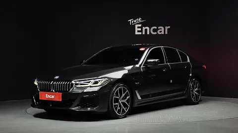 2023 BMW 5-Series 530e M Sport