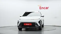 2023 Hyundai Kona Inspiration, белый — фото 3