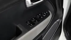 2023 Kia Ray Prestige, белый — фото 16