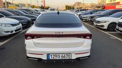 2023 Kia K5 1.6 Turbo, белый — фото 2