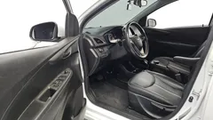 2022 Chevrolet Spark LT, белый — фото 10