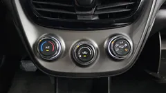2022 Chevrolet Spark LT, белый — фото 18